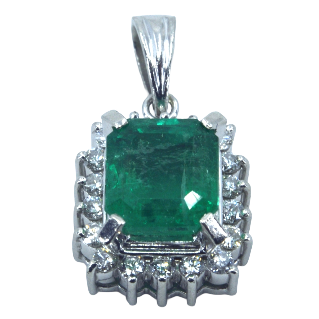 PT900 エメラルド・ダイヤモンドペンダントトップ