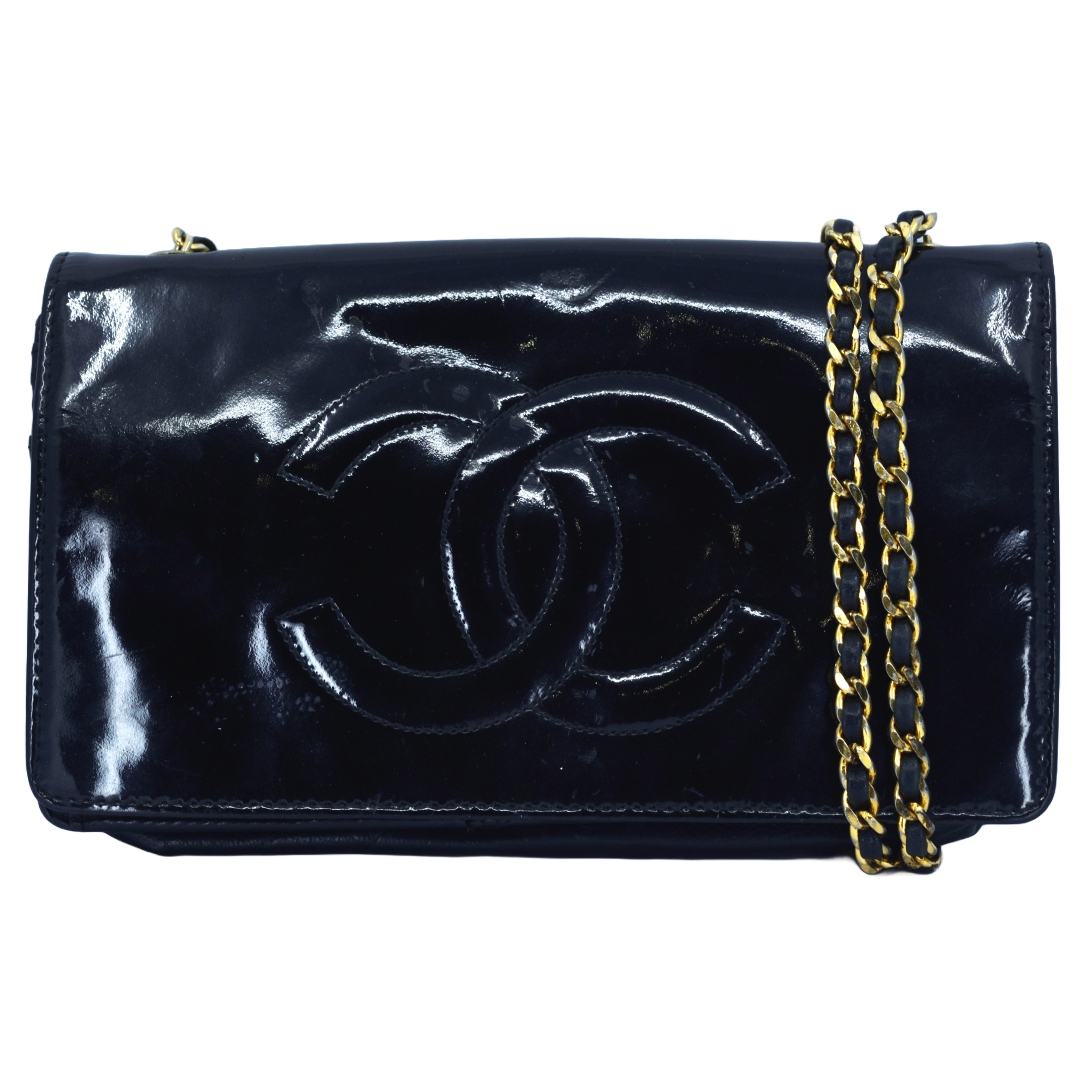シャネル CHANEL ココマーク エナメル チェーンウォレット