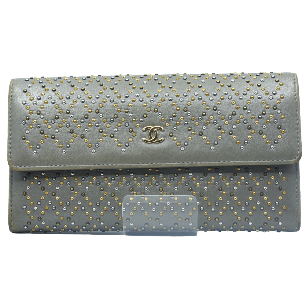 シャネル CHANEL 長財布 ココマーク スタッズ